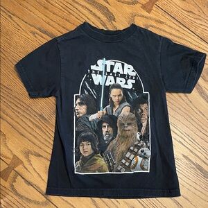 Kids Star Wars Brand Black SS Tee w/ The Last Jedi Movie Characters size XS
